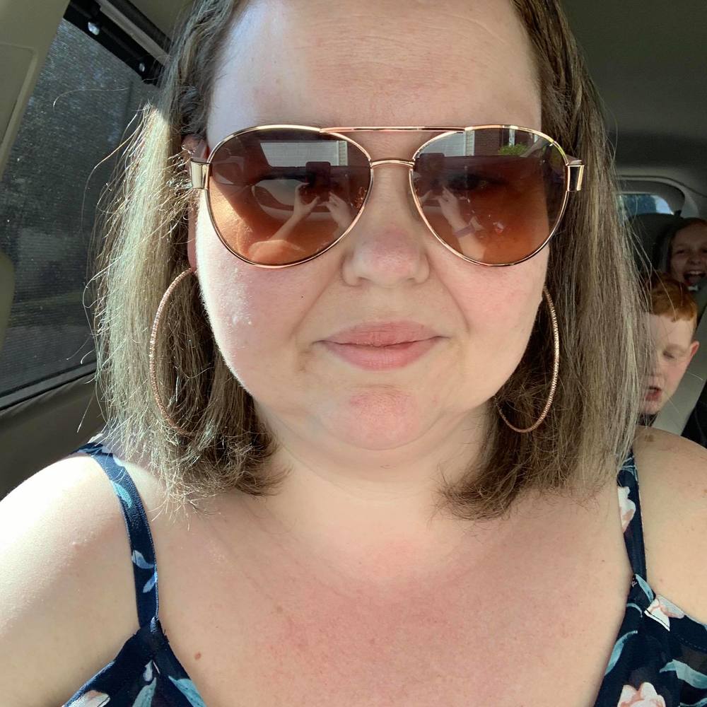 Meet your Posher, Linda